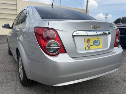 Silver Ice Metallic 2014 Chevrolet Sonic LT