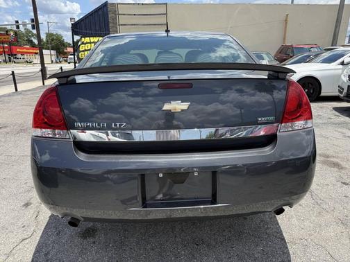 Cyber Gray Metallic 2011 Chevrolet Impala LTZ