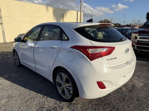 2013 Hyundai Elantra GT Base