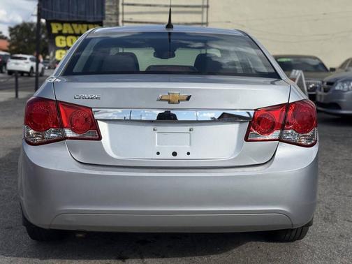 2013 Chevrolet Cruze LS