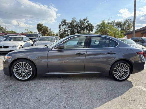 2017 Alfa Romeo Giulia Ti