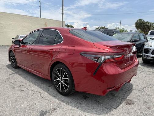 Supersonic Red 2021 Toyota Camry SE