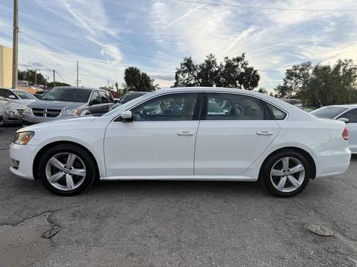 2015 Volkswagen Passat 1.8T Limited Edition