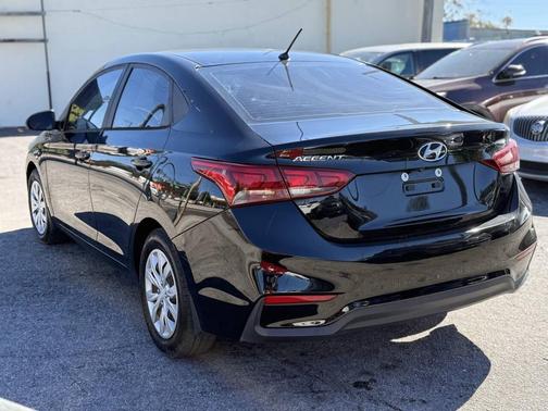 2019 Hyundai Accent SE