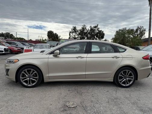 2019 Ford Fusion SEL