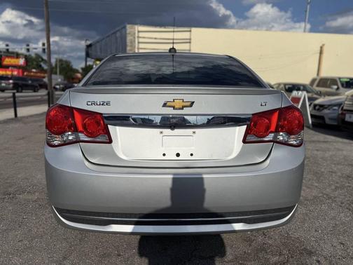 Silver Ice Metallic 2016 Chevrolet Cruze Limited 1LT