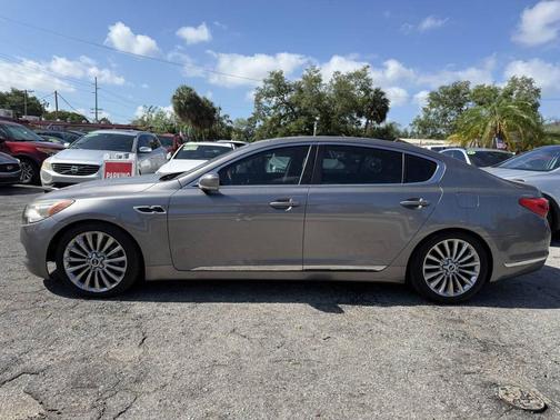 Mineral Silver 2015 Kia K900 Luxury