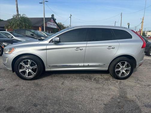 2014 Volvo XC60 T6 R-Design Premier Plus