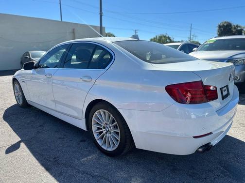2012 BMW 528 528i 4dr Sedan