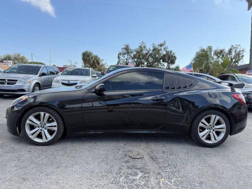 2011 Hyundai Genesis Coupe 2.0T
