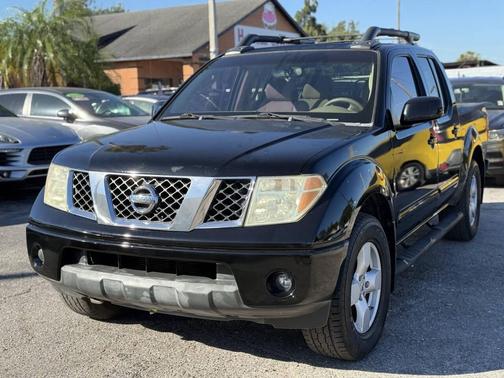 2005 Nissan Frontier SE Crew Cab