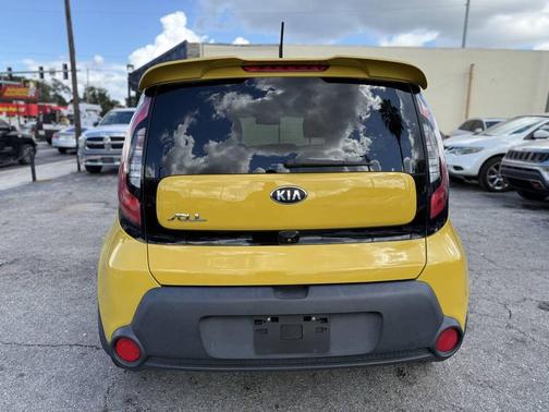 2014 Kia Soul +