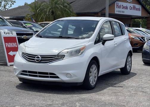 2016 Nissan Versa Note SR