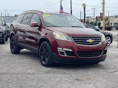2017 Chevrolet Traverse 2LT