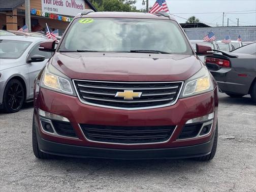 2017 Chevrolet Traverse 2LT