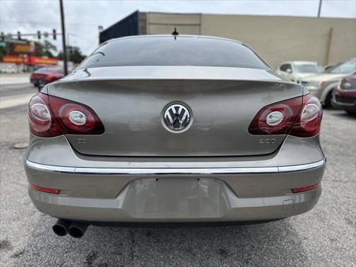 2011 Volkswagen CC R-Line
