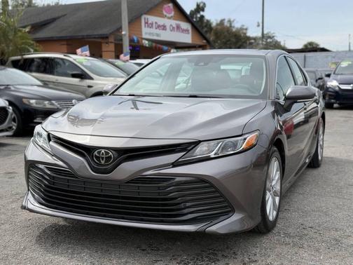 2018 Toyota Camry LE