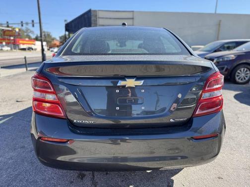 2020 Chevrolet Sonic FWD Sedan Premier