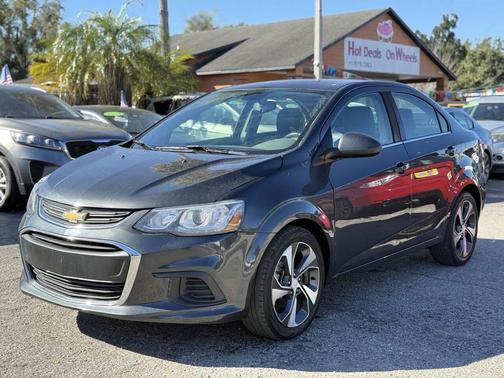 2020 Chevrolet Sonic FWD Sedan Premier
