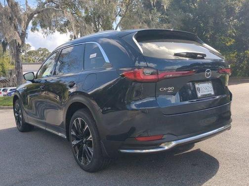 2025 Mazda CX-90 PHEV Premium Plus