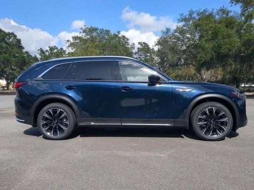 2025 Mazda CX-90 Premium Plus