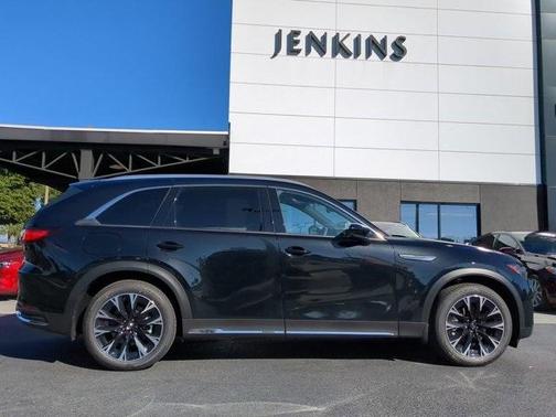 2024 Mazda CX-90 Premium Plus