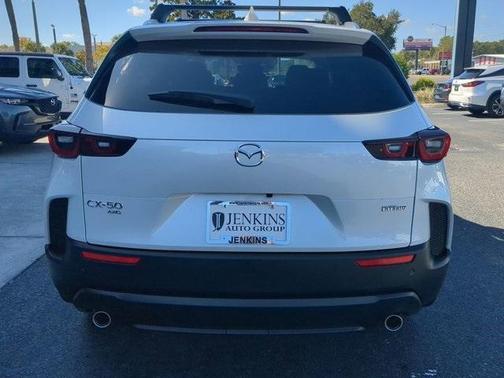 2026 Mazda CX-50 Premium Plus