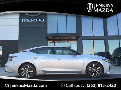 2023 Nissan Maxima SV