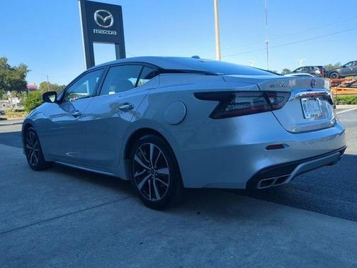 2023 Nissan Maxima SV