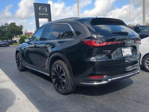 2024 Mazda CX-90 PHEV Premium