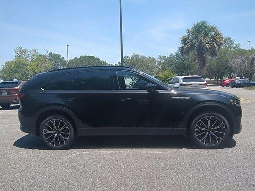 2025 Mazda CX-70 PHEV Premium Plus Package