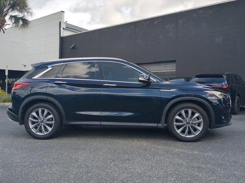 2021 INFINITI QX50 ESSENTIAL