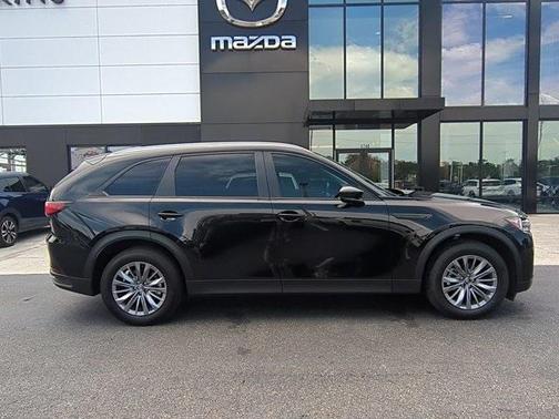 2024 Mazda CX-90 SE