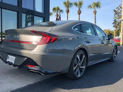 2022 Hyundai SONATA SEL Plus