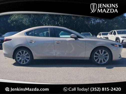2025 Mazda Mazda3 FWD w/Preferred Package