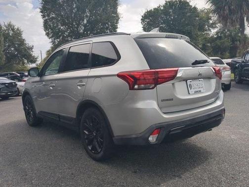 2019 Mitsubishi Outlander LE