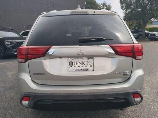 2019 Mitsubishi Outlander LE