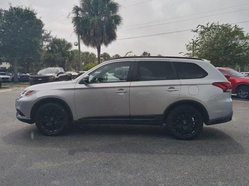 2019 Mitsubishi Outlander LE
