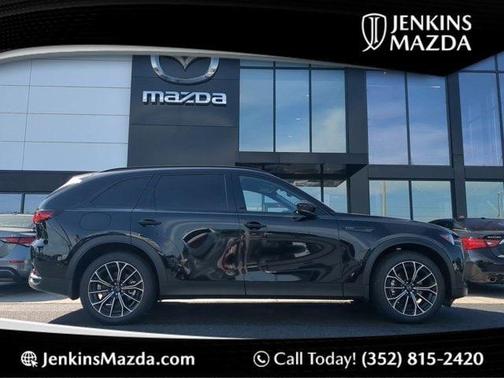2025 Mazda CX-70 PHEV Premium Plus Package
