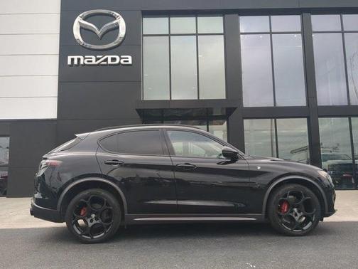 2024 Alfa Romeo Stelvio Ti