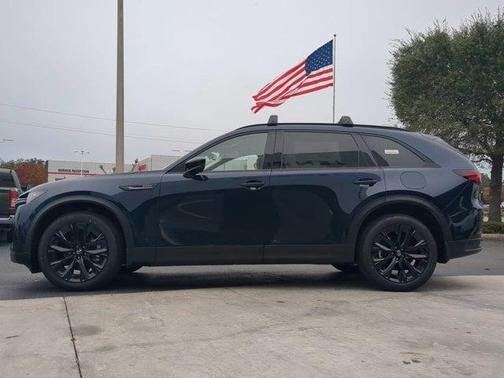 2025 Mazda CX-90 Premium
