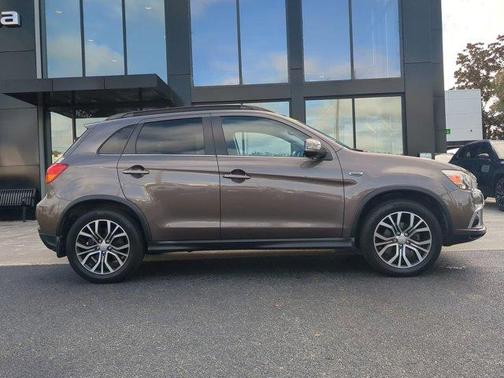 2018 Mitsubishi Outlander Sport 2.4 SEL