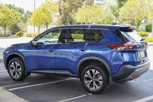 Caspian Blue Metallic 2021 Nissan Rogue SV