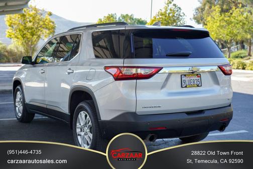 2021 Chevrolet Traverse LT Cloth