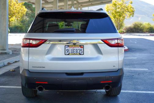 2021 Chevrolet Traverse LT Cloth