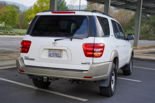 2001 Toyota Sequoia SR5