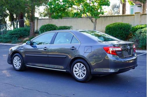 2012 Toyota Camry Hybrid LE