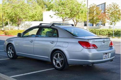 2006 Toyota Avalon XLS