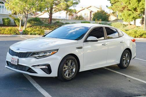 2019 Kia Optima LX