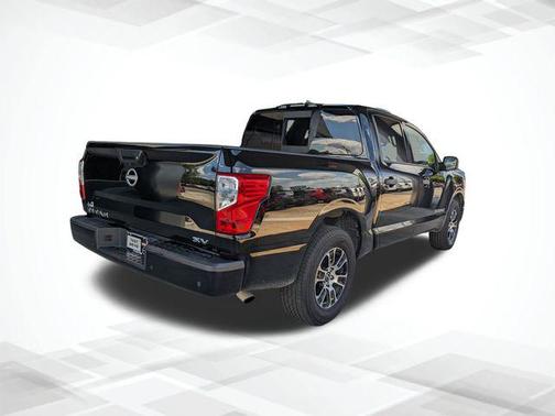 2023 Nissan Titan SV